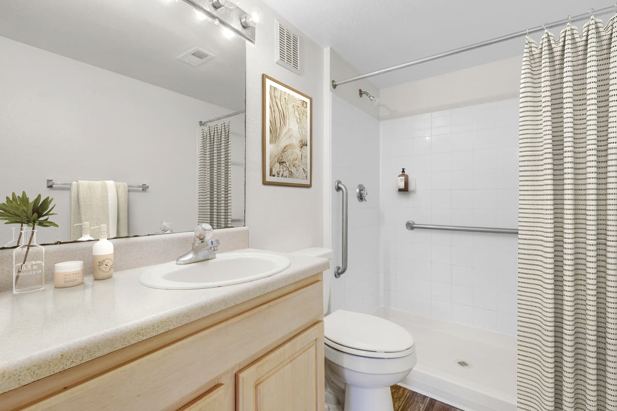 Photos and Video of Rose Harbor Apartments in Tampa, FL